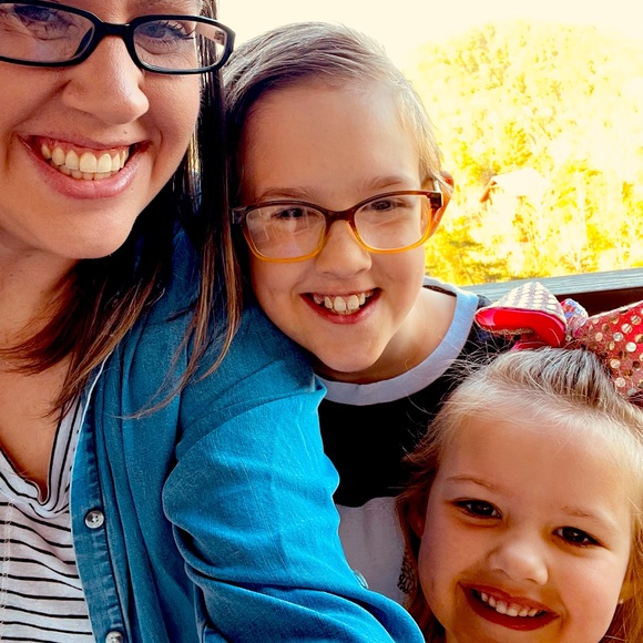 Meet your Posher, Erica - Picture 1 of 1